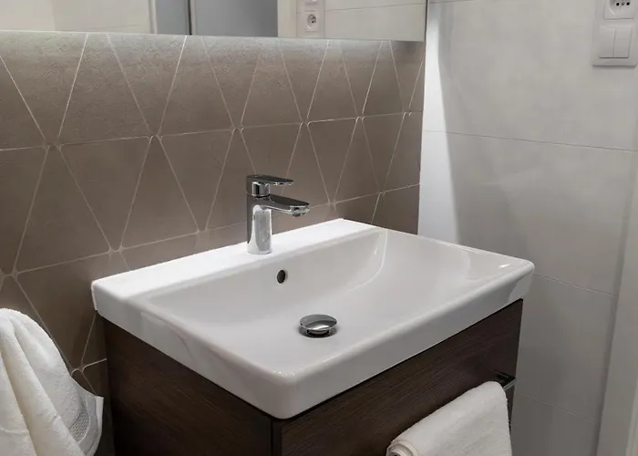 Centrum Koliste 65a Komforta Kemping