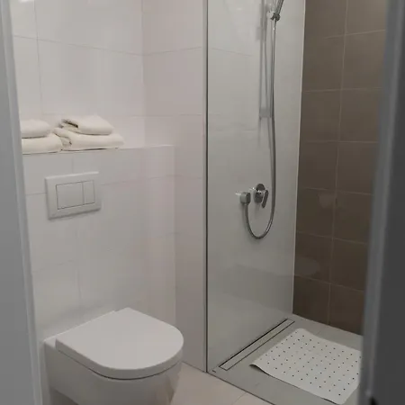 Centrum Koliste 65a Komforta Kemping Brno