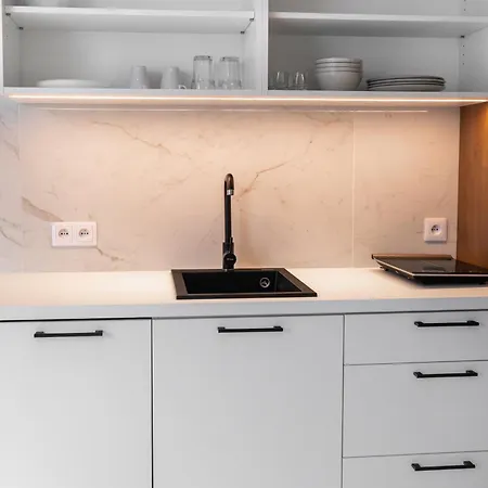 Centrum Koliste 65a Komforta Kemping *